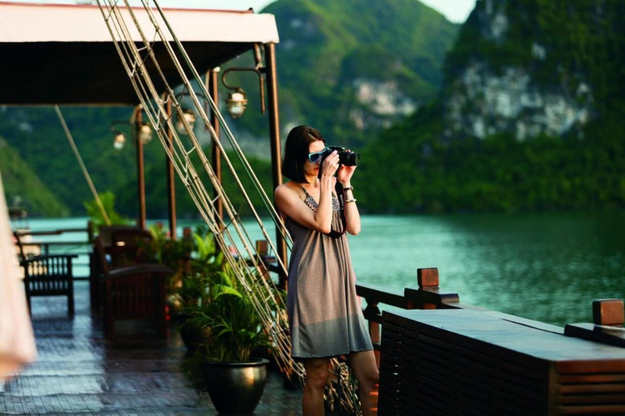 Отель Le Journey Halong Bay Cruises Халонг Экстерьер фото