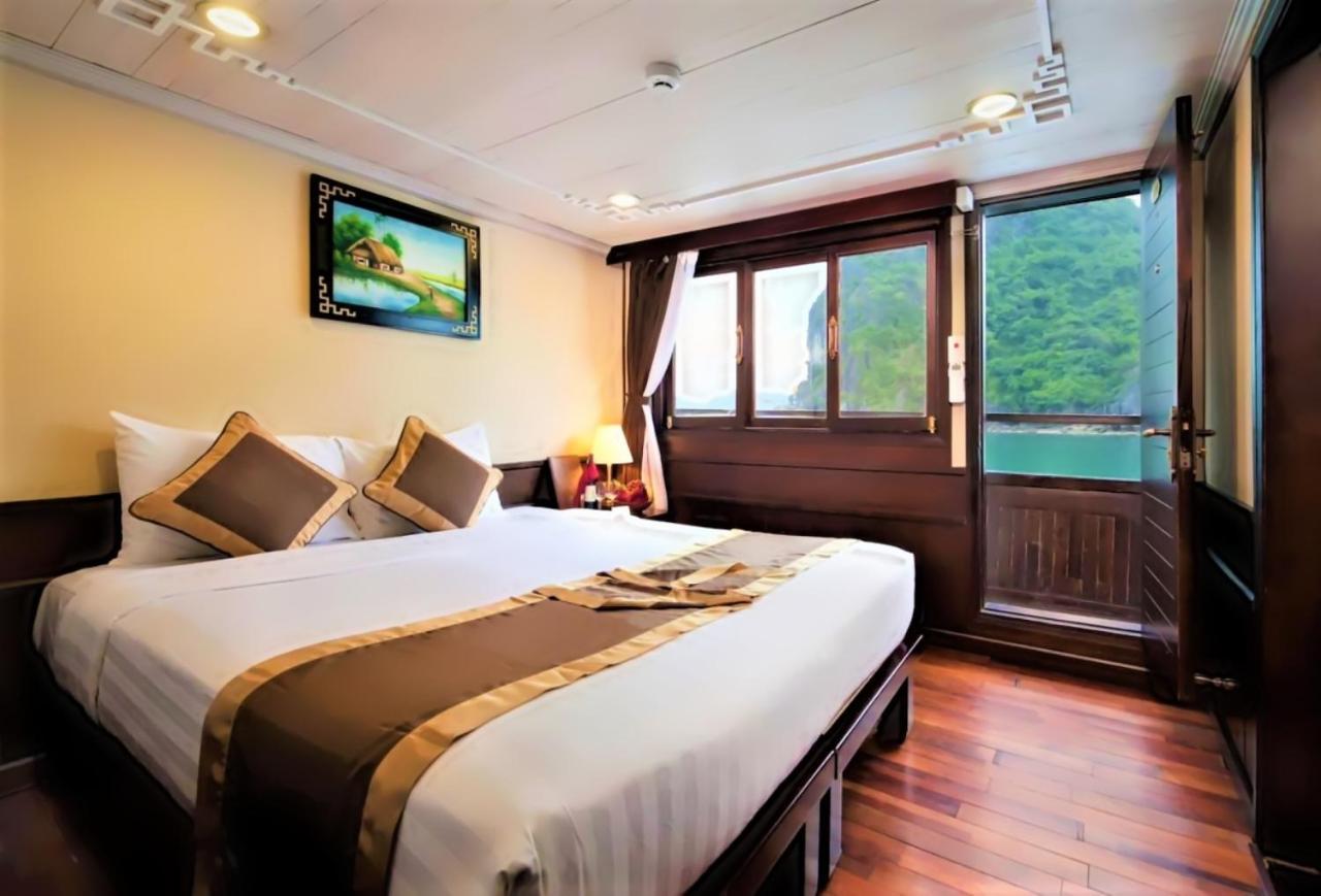 Отель Le Journey Halong Bay Cruises Халонг Экстерьер фото